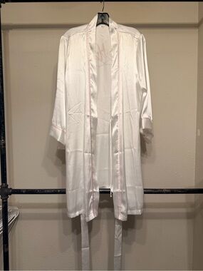 Linea Donatella White Satin Robe with Pink Trim